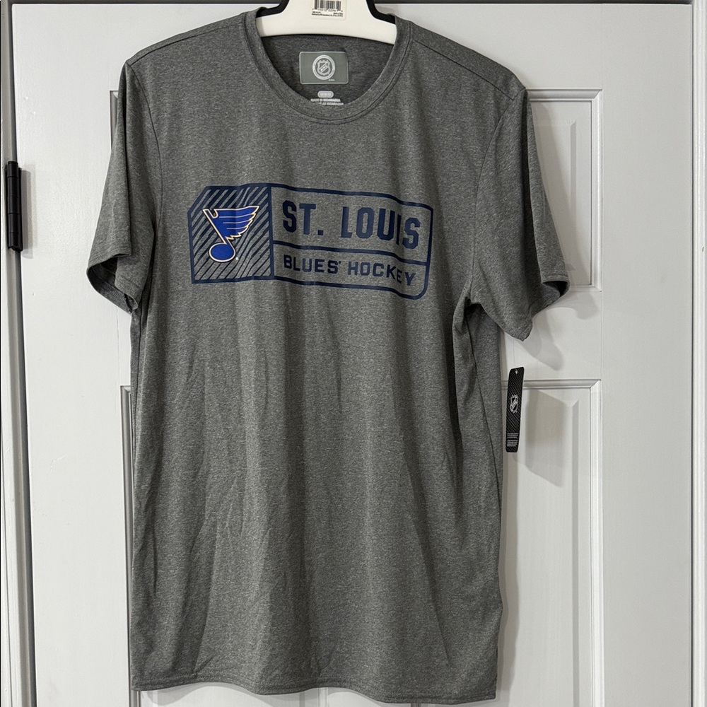 NHL St. Louis Blues Hockey T-Shirt Mens Medium Gray Short Sleeve NEW With Tags